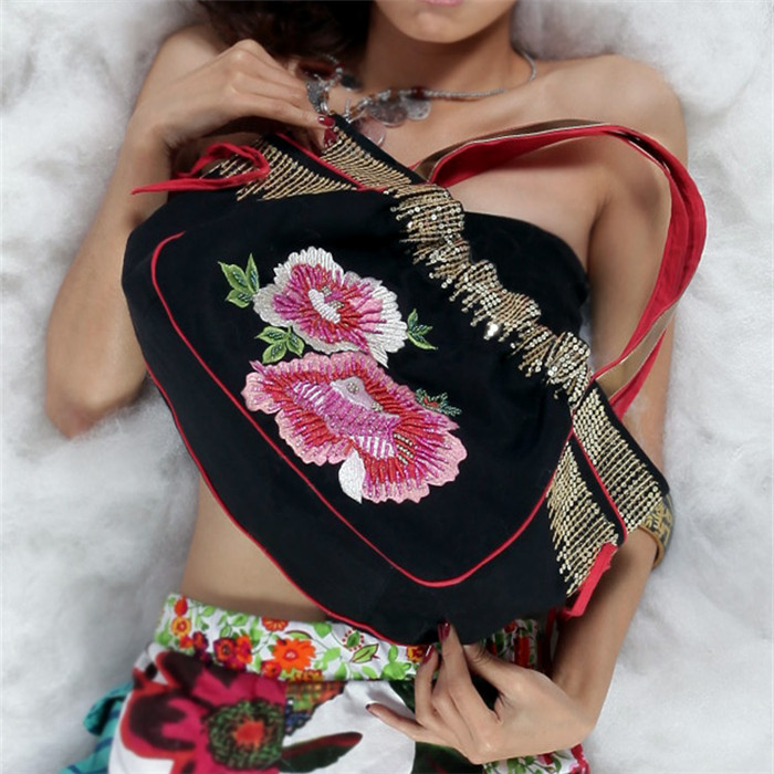 中国风牡丹花印度进口波西米亚民族图案女装个性时尚新潮黑色包包
