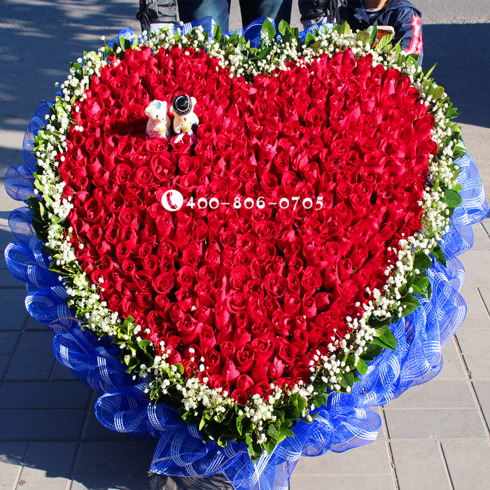 鲜花速递北京365朵红玫瑰生日求婚爱情鲜花预定北京同城快递送花