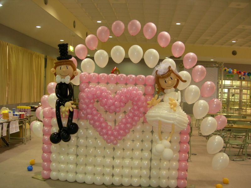 广州深圳婚礼特色留影区婚庆拍照背景墙制作气球新娘新郎造型