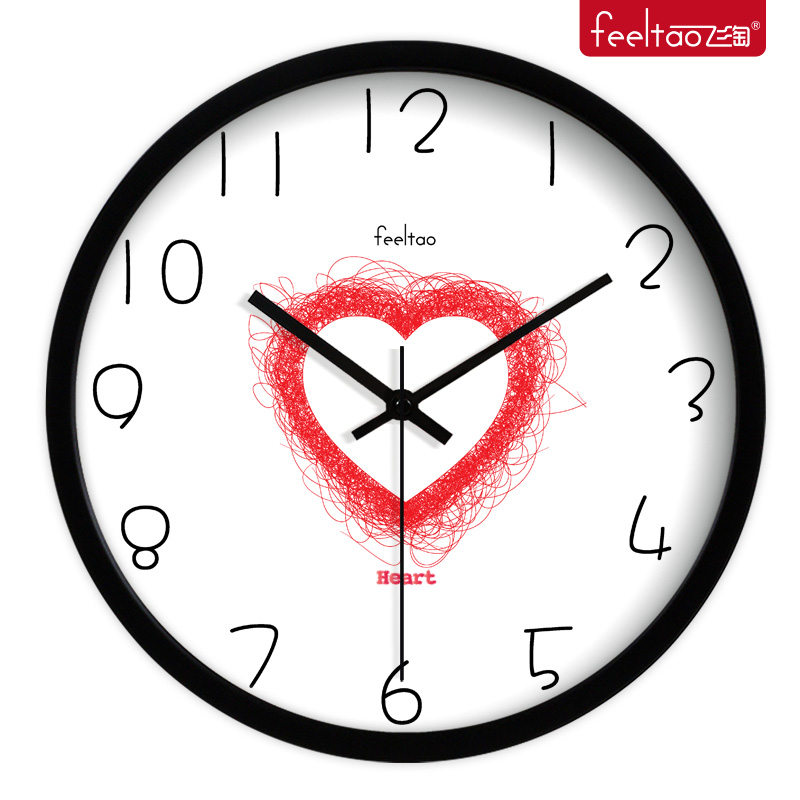 创意个性 浪漫红色爱心挂钟 客厅新婚装饰石英钟表 静音时钟挂表