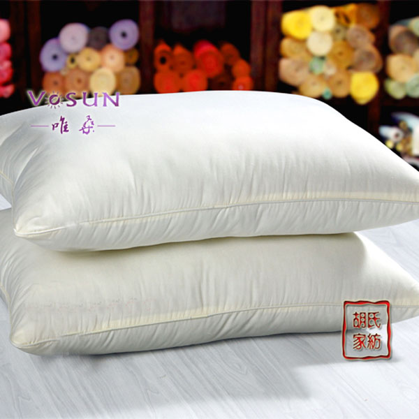 “唯桑”纯天然蚕丝保健单人枕芯1只，健康柔软舒适，全棉枕套