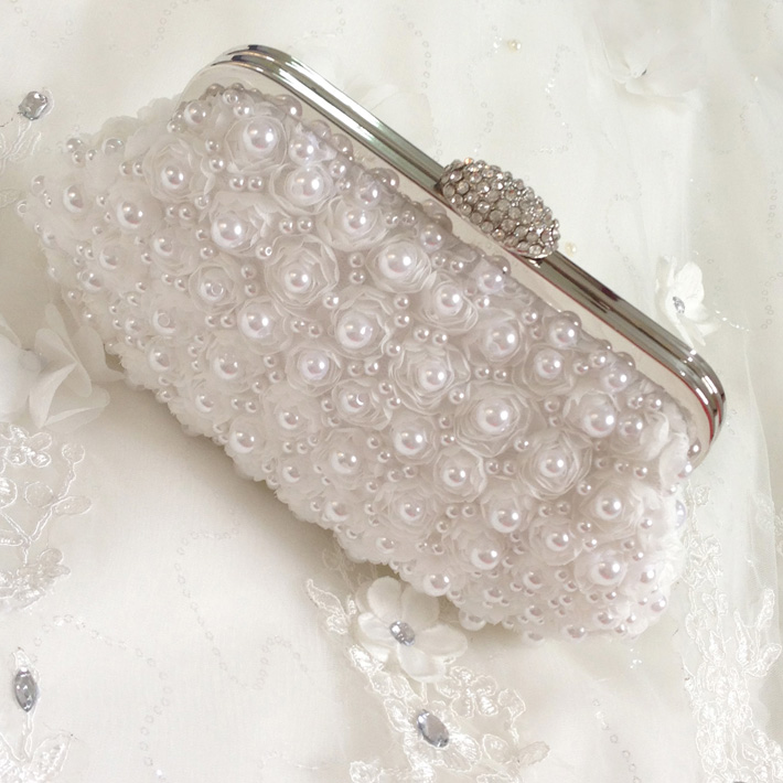 水钻花朵手拿包链条手提斜跨包2015最新珍珠女包名媛包精致宴会包
