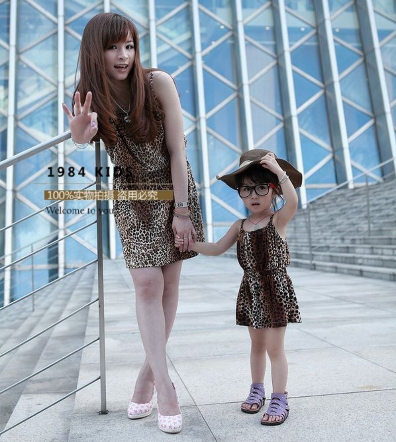 2013夏装新款韩版亲子装豹纹吊带连衣裙 母女装 母女裙子 女童装