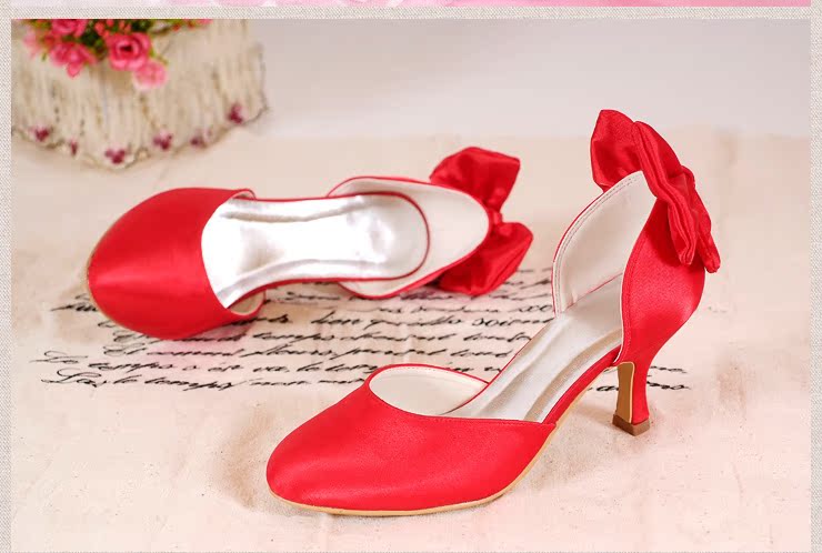 新款红色高跟结婚鞋新娘公主婚纱鞋子包邮时尚简约性感舒适婚礼鞋