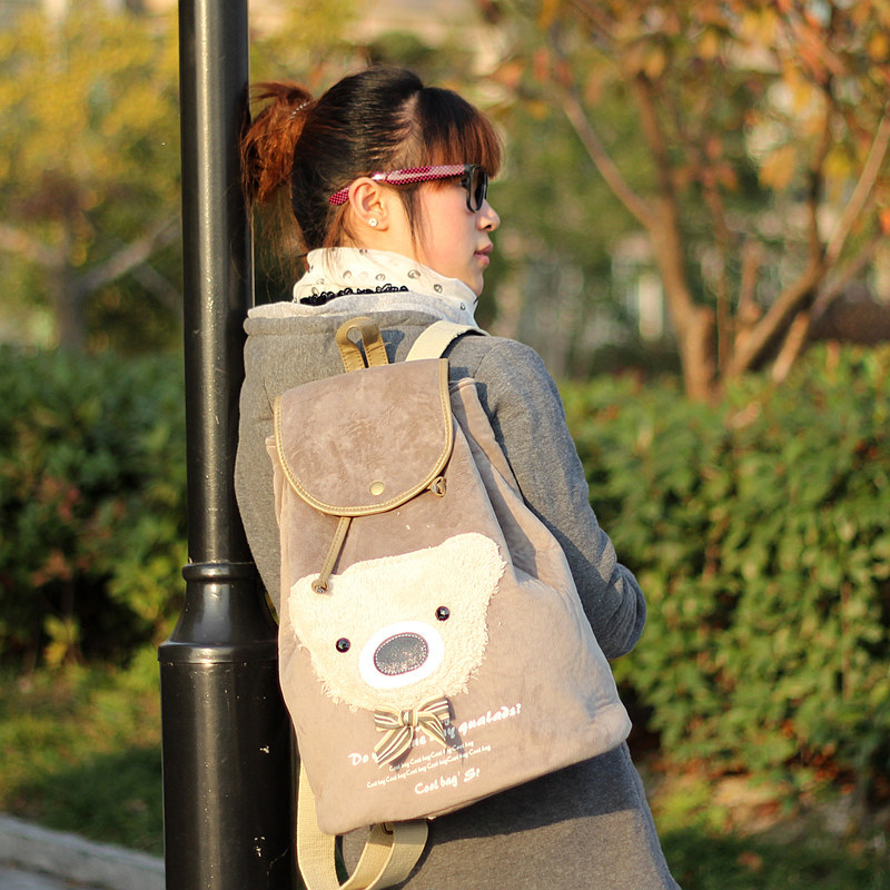秋冬款双肩包可爱小熊背包学生书包韩版潮包女生包旅行包小包包
