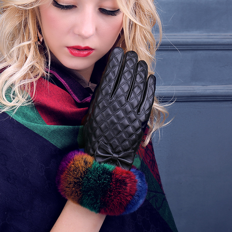 2016新款冬季女士保暖加厚大兔毛绣格触摸屏韩版真皮手套特价包邮