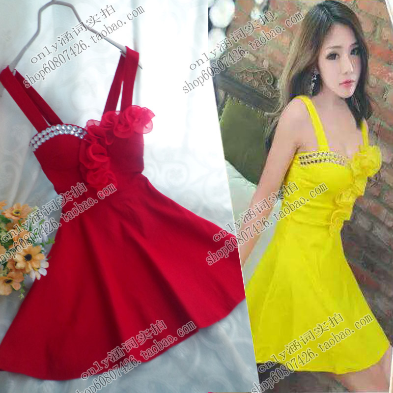 夏季新款高貴氣質紅色小禮服連衣裙韓版一字領修身顯瘦複古連衣裙