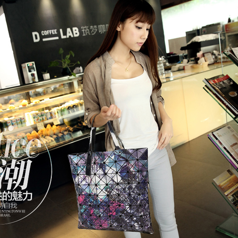 日本同款2015新款镭射几何菱格手提包星空矿石单肩包折叠女包包