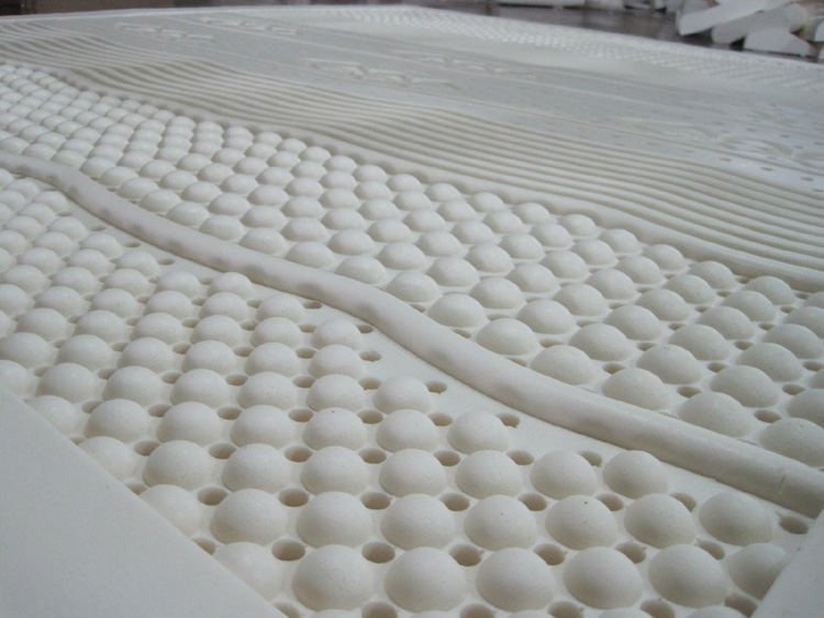 泰国原料乳胶床垫 豪华七区天然乳胶按摩床垫 单双人乳胶床垫