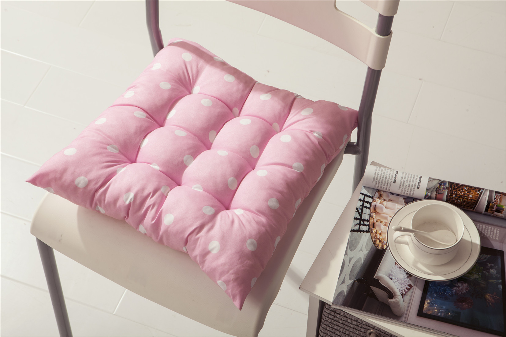 冬季加厚保暖 磨毛学生波点-粉色坐垫办公室椅子 垫餐椅座垫特价