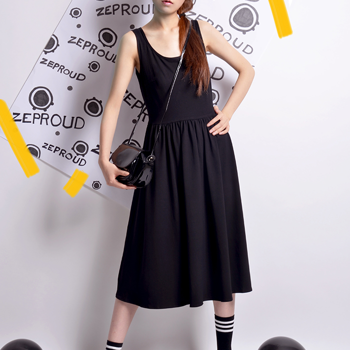 知布了ZEPROUD2015夏款黑色打底背心连衣裙大摆长裙原创设计