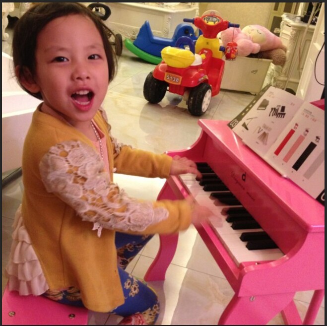 正品30键儿童玩具小钢琴 木质儿童钢琴音乐宝宝益智玩具生日礼物
