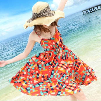 大码女波西米亚沙滩裙短裙夏修身显瘦印花吊带连衣裙海边度假裙