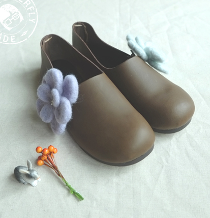 【珍珠与花】AFTERFLY羊毛毡手工牛皮娃娃鞋日系文艺复古单鞋卡其