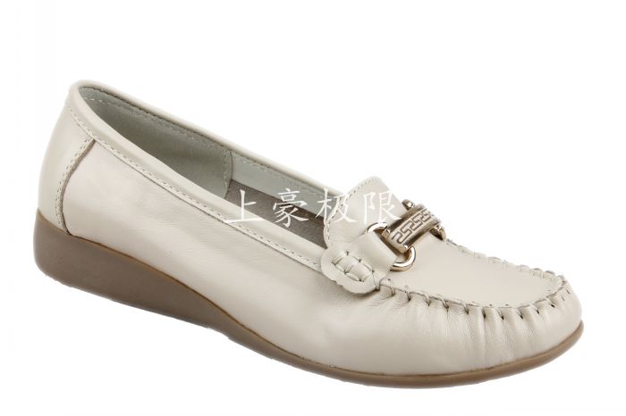 富贵鸟2014春季新款女鞋 女单鞋 限时优惠 现货特价 M99C5203C
