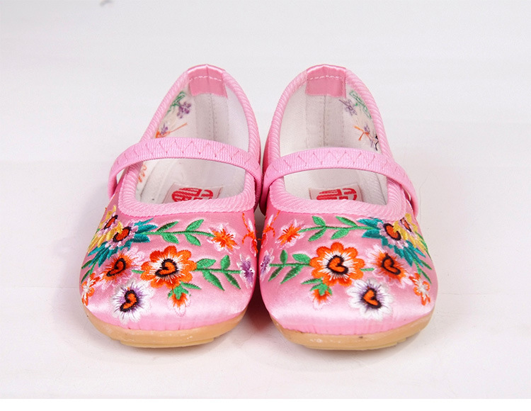 老北京手工民族女婴儿童绣花布鞋 表演出汉服舞蹈布鞋 厂家直销