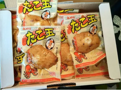 热卖新品 日本进口零食品 丸玉水产 八爪鱼夹心蛋鱼肉饼 四个包邮