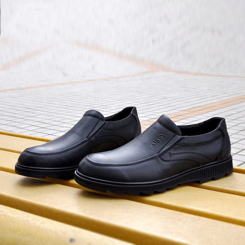 策乐男鞋日常休闲皮鞋秋季低帮套脚男士单鞋真皮正品鞋M4C4B28902