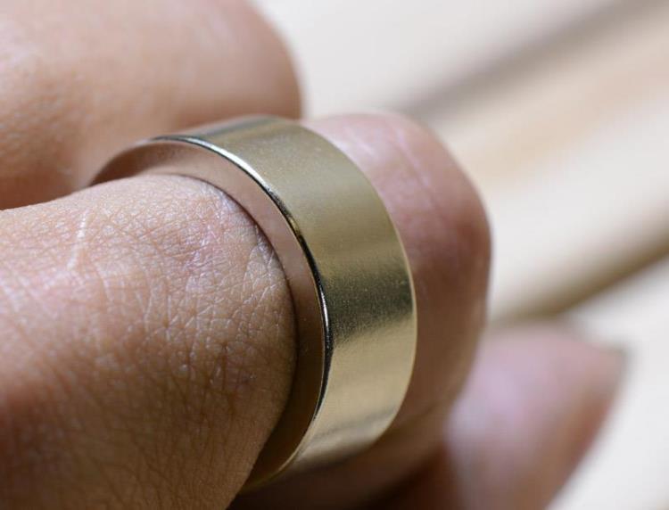 不锈钢强磁戒指 钢珠磁铁戒指 不碎磁戒保健戒 包邮