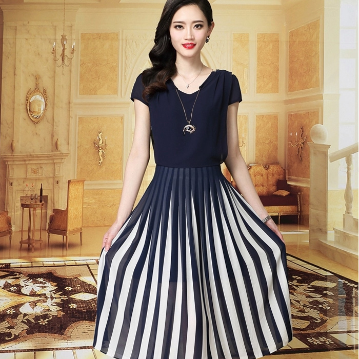 2015夏装新款女装韩版修身显瘦百褶裙子中长款大码蕾丝雪纺连衣裙