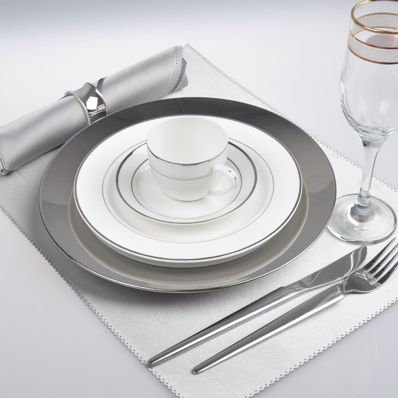 欧式西餐盘子纯白牛排餐具餐盘酒店陶瓷用品批发摆台套装软装银边
