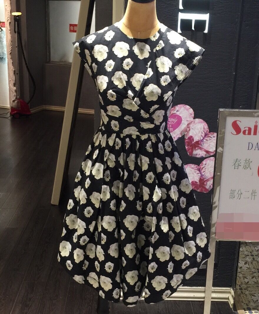 2016秋款装大地提花素美专柜代购修身无袖中长款连衣裙女2M2O466