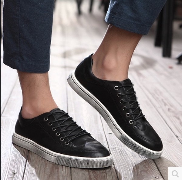 新款透气男鞋子韩版男士休闲鞋系带复古布洛克皮鞋做旧板鞋男潮鞋