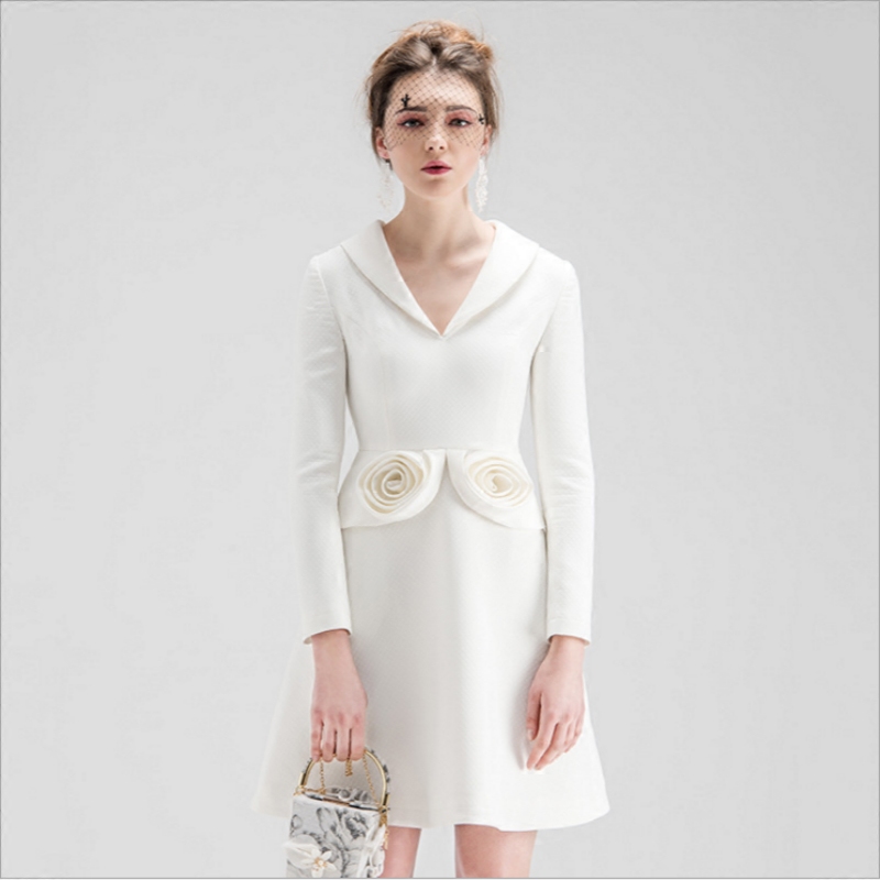 欧美2016早秋新款 时尚白色V领立体花收腰修身OL气质九分袖连衣裙