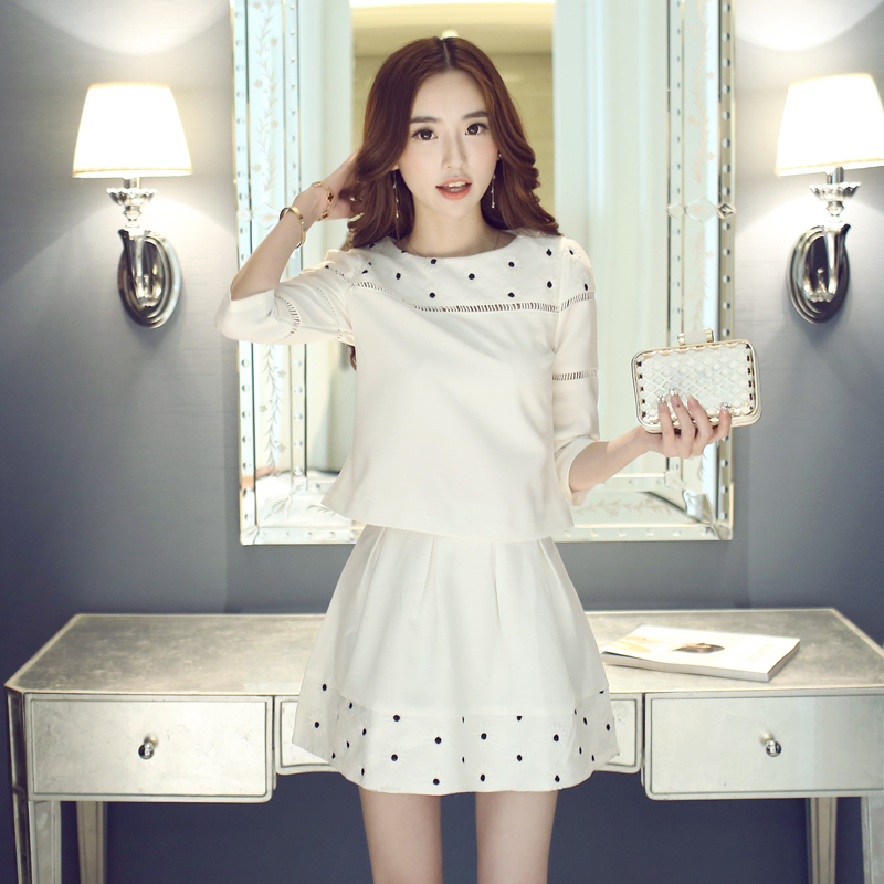 2015秋冬季新款修身短裙 韩版显廋圆领长袖镂空连衣裙套装两件套