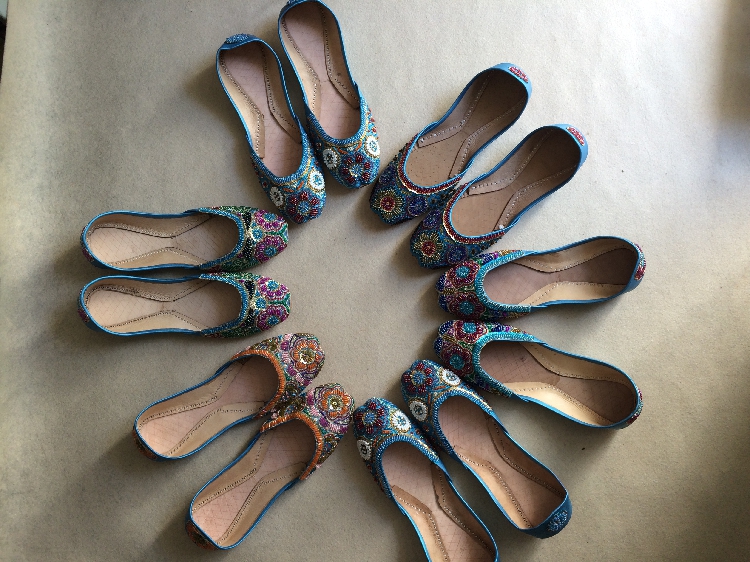 巴基斯坦手工牛皮鞋 珠片鞋  大码处理  39 蓝色
