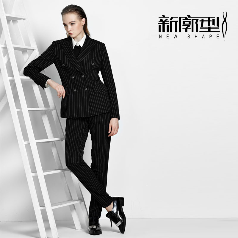 新廓型条纹西装套装女长袖修身黑色职业两件套春秋双排扣商务西服