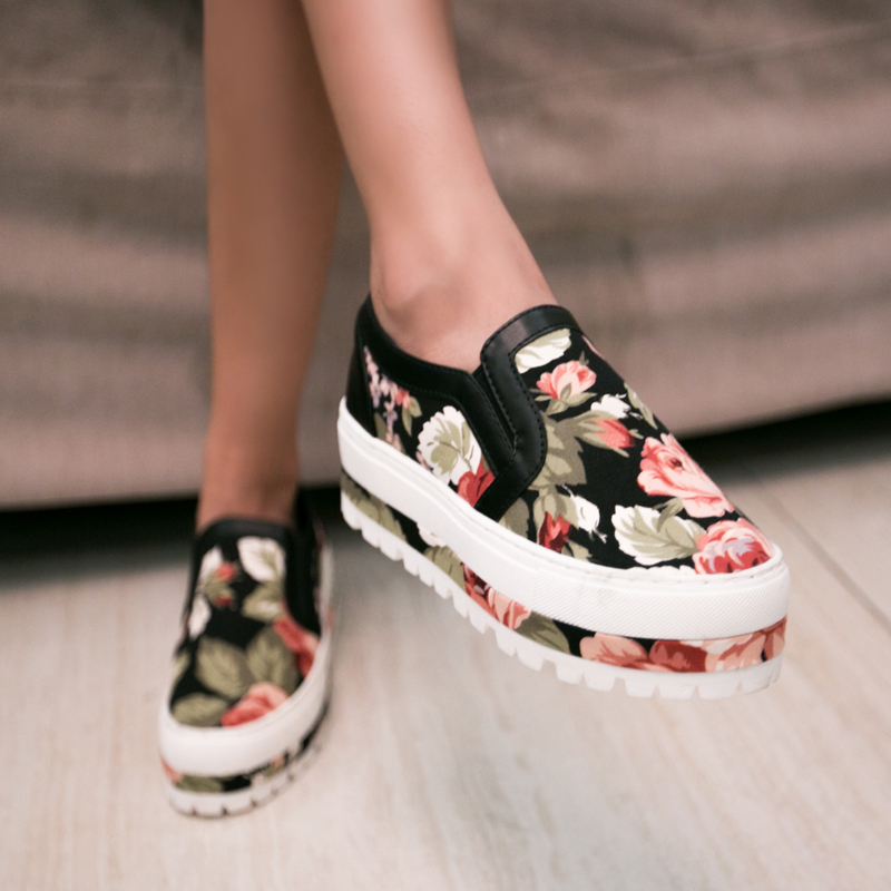 3哥的鞋店  2015夏季新款浪漫甜美玫瑰花鞋 乐福鞋 单鞋