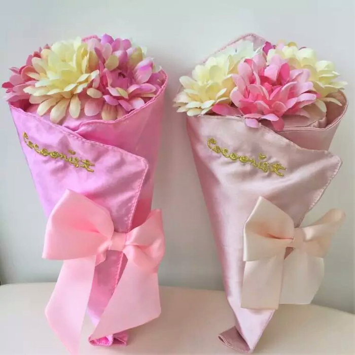 日本 唯美布艺花束 化妆包 收纳袋  笔袋捧花化妆包 表白礼物