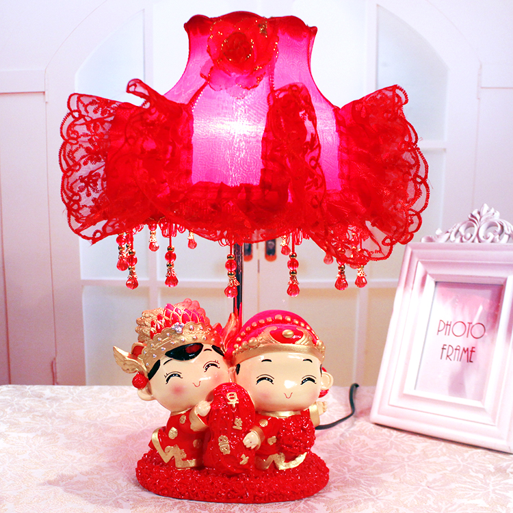 婚庆台灯复古灯红现代床头创意结婚礼物娃娃台灯新婚礼物卧室摆件