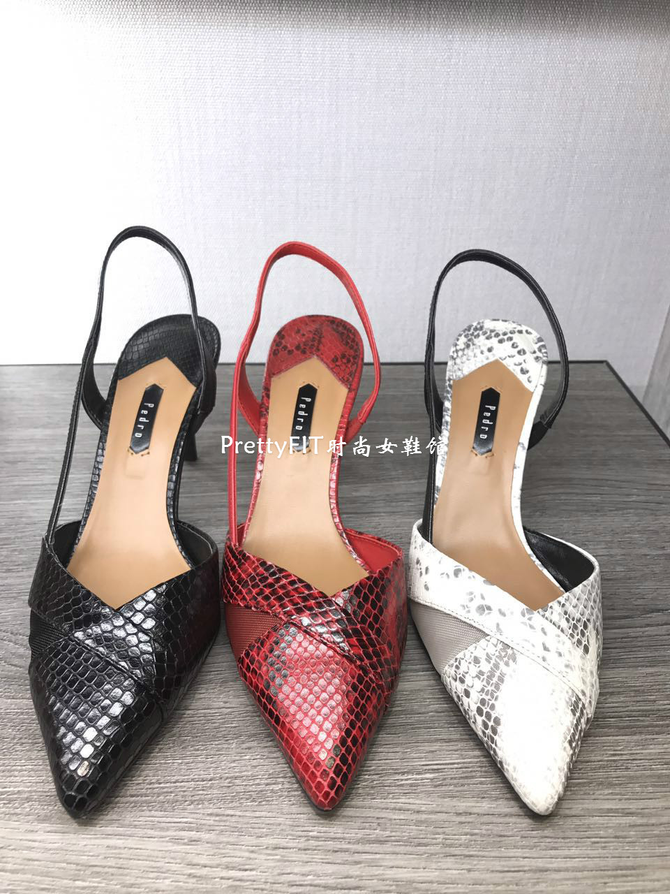 pedro新加坡专柜正品代购新款蛇纹拼接性感尖头单鞋时尚 女鞋