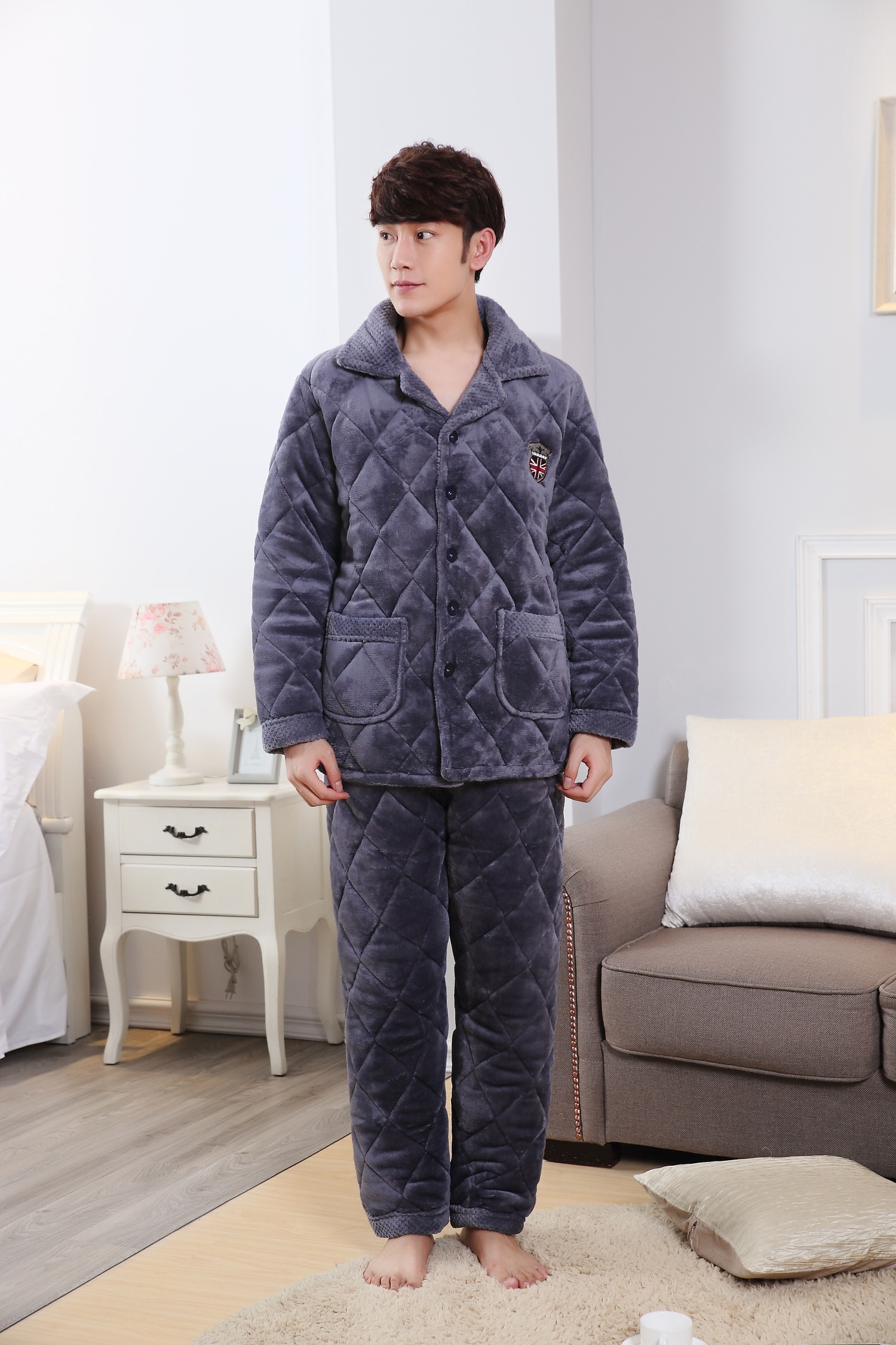 男士冬季法兰绒加厚三层夹棉长袖家居服高档保暖睡衣套装